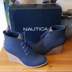 NWOT Nautica Wedge Booties